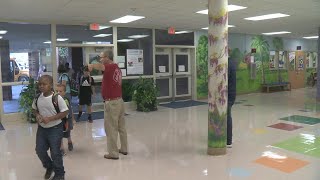 Kids at Centerville Elementary head back to class [upl. by Aihtnis]