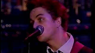 Green Day  86 Live on Letterman 1995 [upl. by Lesser]