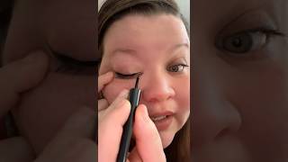 How to do easy winged eyeliner [upl. by Alikahs557]