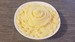 Recette de la crème pâtissière Très facile [upl. by Arrad]