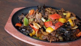 Homemade Sizzling Beef like at the Chinese Restaurant  Morgane Recipes [upl. by Nnylekoorb]