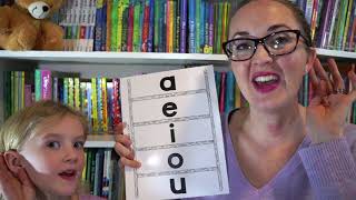 How to Teach Short Vowel Sounds [upl. by Jamaal]