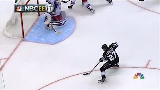 Alec Martinez wins the 2014 Stanley Cup for Los Angeles Kings in 2OT [upl. by Argela]