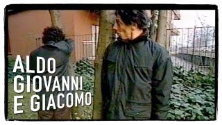 Il nascondino  Gli Svizzeri di Aldo Giovanni e Giacomo [upl. by Niko]