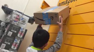 How to use an Amazon Locker The Amazon Locker Experience [upl. by Noj]