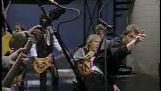 Huey Lewis amp The News on Letterman April 30 1987 [upl. by Ahseenak]