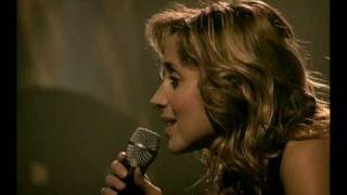 Lara Fabian  Je taime Live in Paris 2001 HQ [upl. by Dlaregztif]