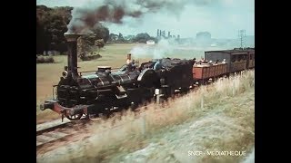 VIEUX SOUVENIRS ET JEUNES ANNEES  1965 SNCF Ferroviaire  French Trains [upl. by Kinney173]