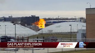 Video Hydrogen tank explodes at gas company [upl. by Akcemat]