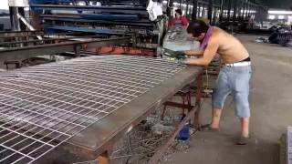 welding for wire mesh panels [upl. by Arykat]