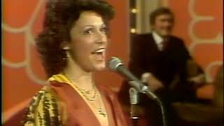 Linda Lavin Sings quotThe Boy Fromquot [upl. by Akcemat36]