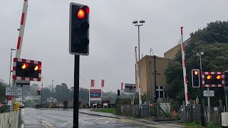 Lymington Town Level Crossing Hampshire [upl. by Freemon627]