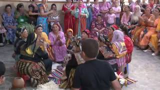 CHANT ET DANSES TRADITIONNEL FEMMES KABYLE pour Mariage [upl. by Nereen]