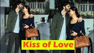 Rohman Shawl kissing Sushmita Sen in this video is all things beautiful [upl. by Neelyt]