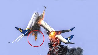 Airplanes Collision on Landing Extreme Moments [upl. by Jodee481]