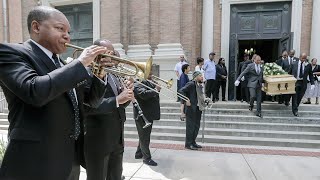 Dolores Marsalis jazz funeral procession [upl. by Willa402]