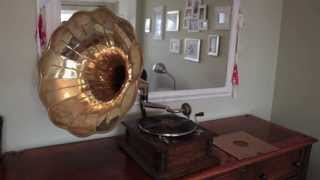 Gramophone playing quotWhen Summer is Gonequot [upl. by Cathee]