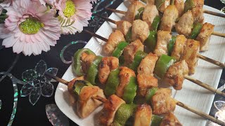 Brochettes de poulet au four  Recette ultra simple [upl. by Toy]