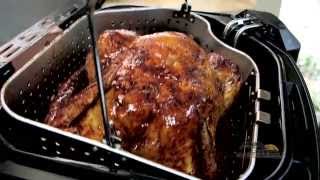 How to Deep Fry a Turkey in a Fryer [upl. by Chester940]