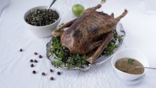 Rezept Gefüllte Gans  Allrecipes Deutschland [upl. by Shifrah886]