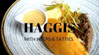 Eating Haggis Neeps and Tatties for lunch in Edinburgh Scotland [upl. by Sophey427]