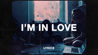 Snøw amp Laeland  im in love but Lyrics [upl. by Bill]