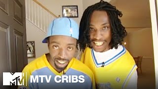 Carmelo Anthony Ying Yang Twins amp Ryan Pinkston  MTV Cribs [upl. by Lavona]