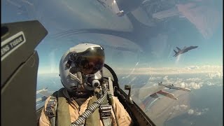 Luchtgevecht F16 en F15 boven Noordzee [upl. by Acysej]