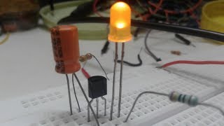 How to make worlds simplest LED flasher [upl. by Phalan]