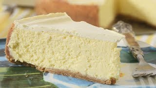 New York Cheesecake Recipe Demonstration  Joyofbakingcom [upl. by Lennon]