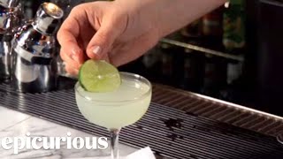 How to Make a Daiquiri Cocktail [upl. by Arriat]