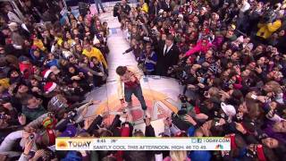 Justin Bieber  Mistletoe  Live Today Show  23112011 [upl. by Drusus]