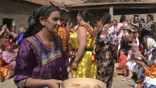 CHANT ET DANSES TRADITIONNEL FEMMES KABYLE pour Mariage [upl. by Pearle]